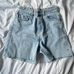 Zara mid length light wash jean shorts